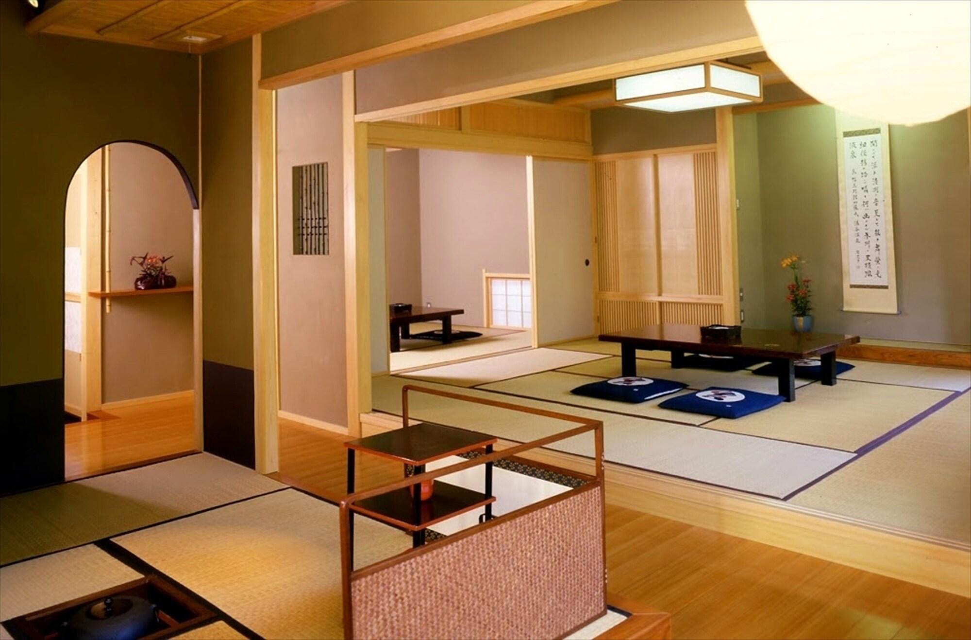 Hazu Bekkan Shinshiro Buitenkant foto